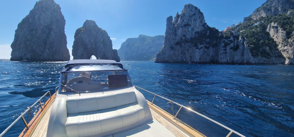 Naples: Luxury Capri Boat Trip