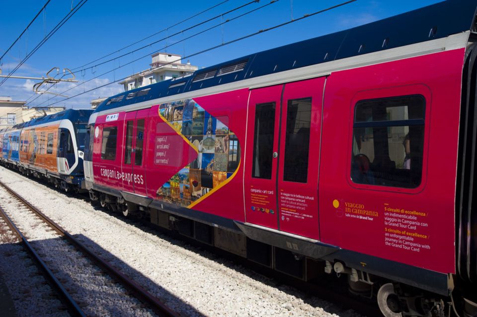 Naples Porta Nolana: Train Transfer From/To Ercolano Scavi