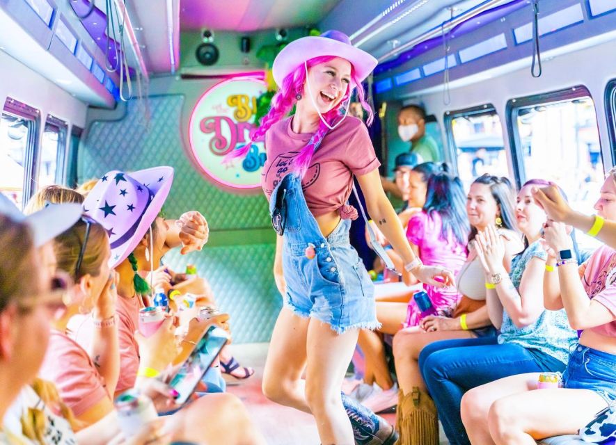 Nashville: Drag Queen Party Bus Tour With Games & Drag Show