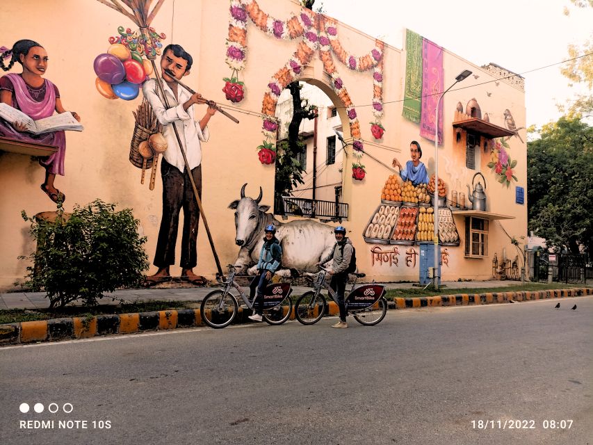 New Delhi: Lodhi Art District Cycling Tour With Breakfast