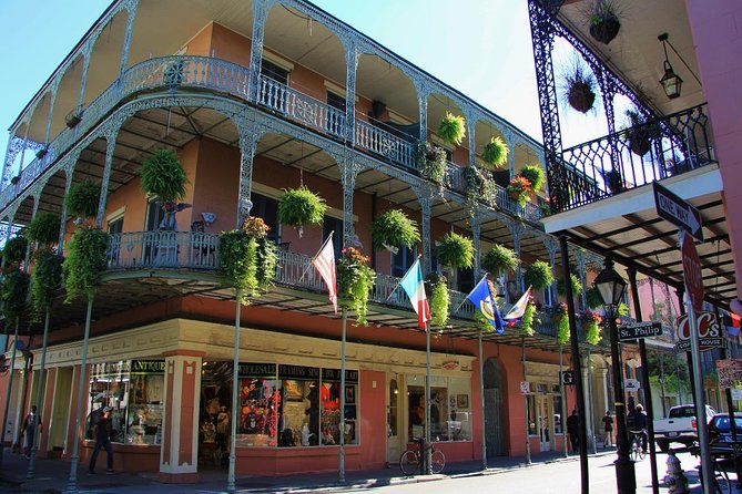 New Orleans City and Cemetery Bus Tour