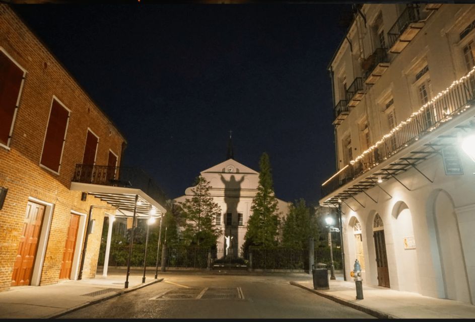 New Orleans: Wicked History Walking Tour With a Local Witch - Haunted Locations in the French Quarter