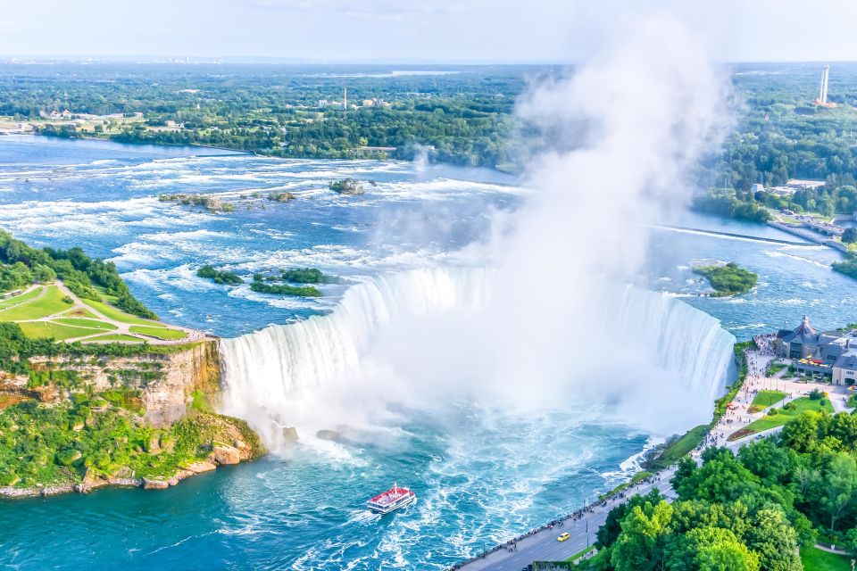 Niagara Falls: Canadian and American Deluxe Day Tour