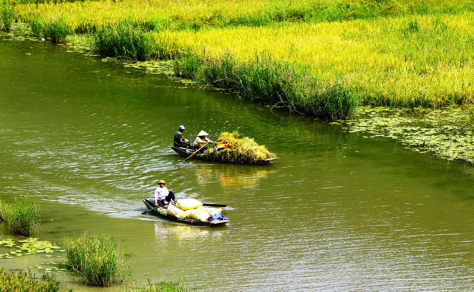 Ninh Binh: Hoa Lu, Trang An and Mua Caves Hiking Day Trip