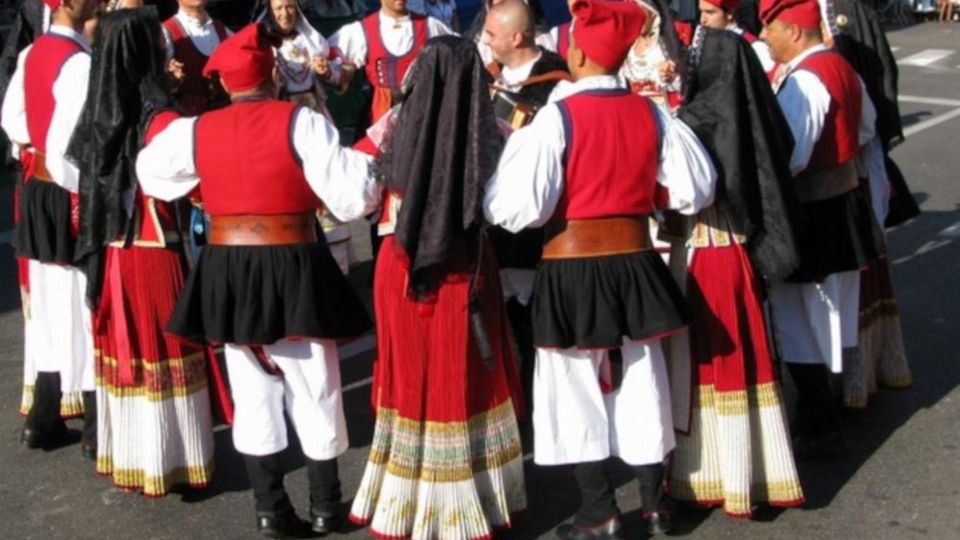 Nuoro: Lesson of Traditional Sardinian Dances - Overview of the Dance Lesson