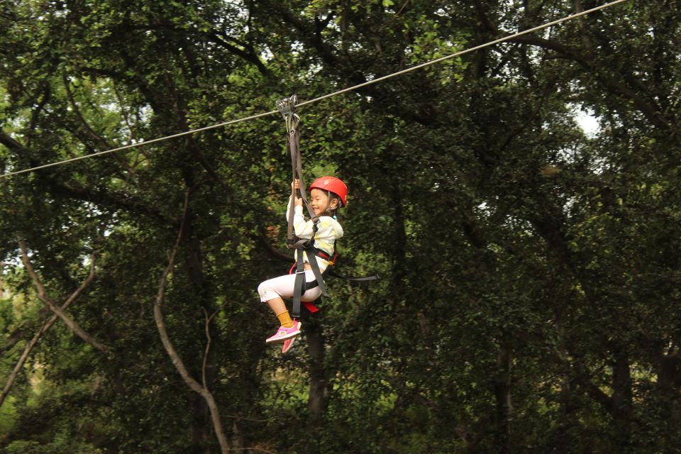 Oahu: Coral Crater Zipline and Wet N Wild Hawaii Entry