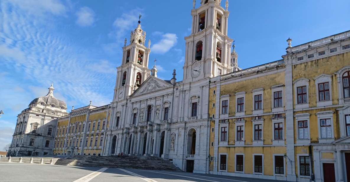 Óbidos, Nazaré & Mafra National Palace Private Tour From Lisbon - Tour Overview