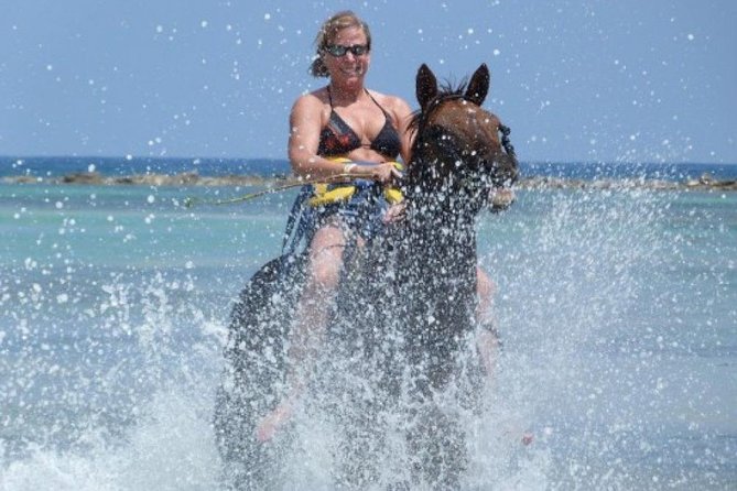 Ocho Rios Shore Excursion: Blue Hole, Tubing, Horseback Riding