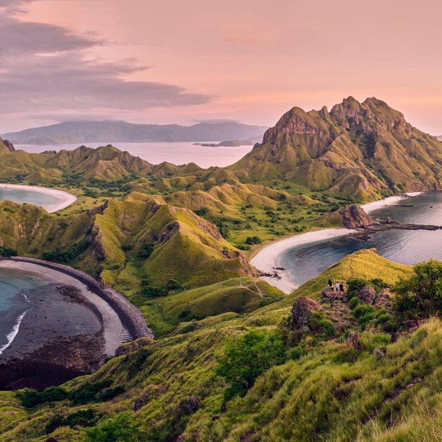 One-Day Komodo Tour By Speedboat