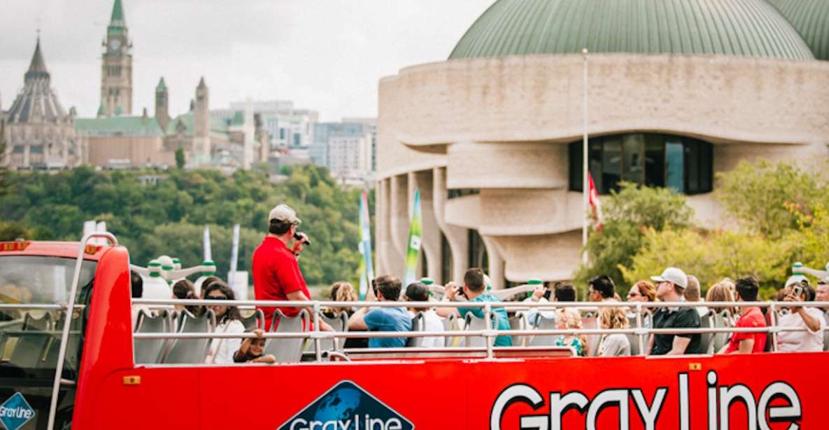 Ottawa: Hop-On Hop-Off Guided City Tour Pass