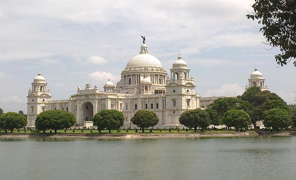 Overnight Tour From Kolkata