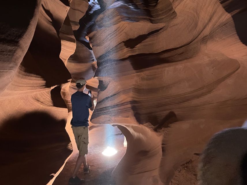 Page: Upper & Lower Antelope Canyon Combo Day Trip