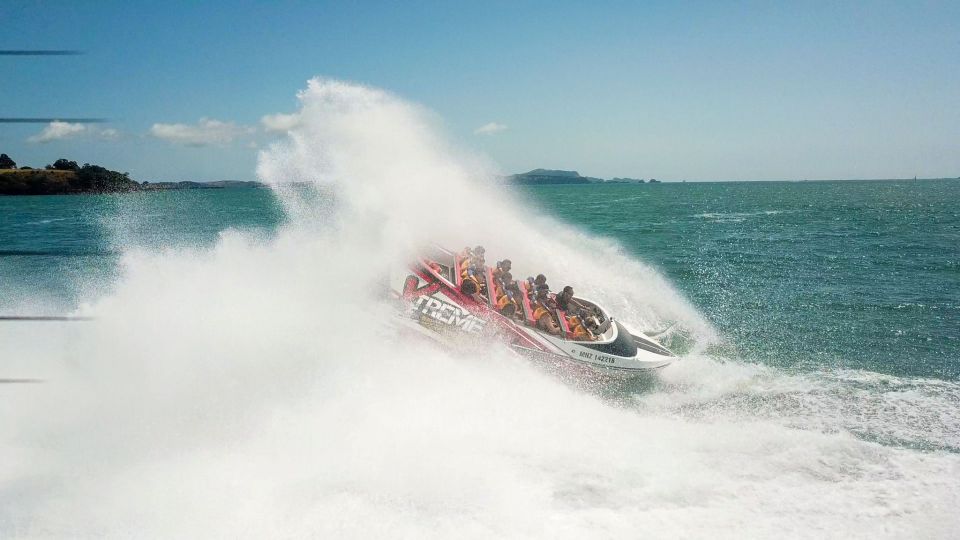 Paihia: Bay of Islands 30-minute Adventure Jet Boat Trip