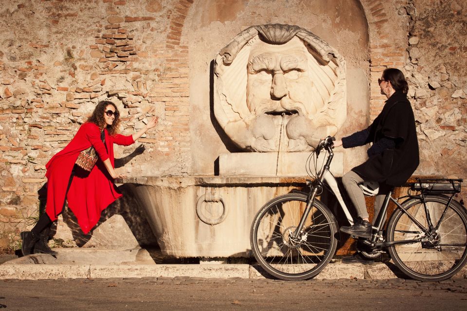 Panoramic Tour of Rome With Top E-Bike