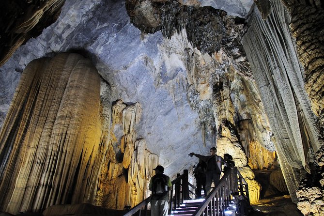 Paradise Cave & Phong Nha Cave DELUXE SMALL GROUP FULL DAY