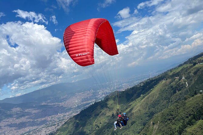 Paragliding in Medellín BlueSky.