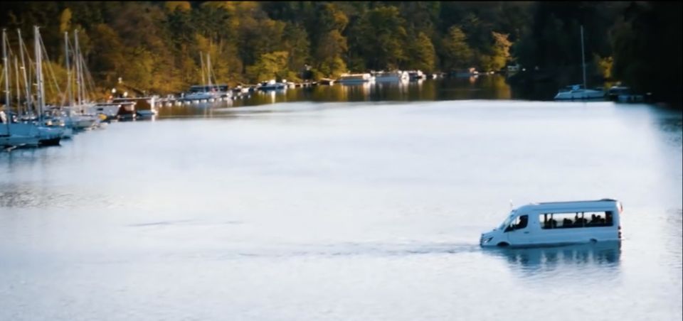 Paris: Amphibious Minibus From Versailles Boat and Road Tour