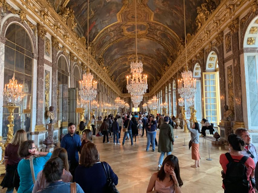 Paris and Versailles Palace: Full Day Private Guided Tour