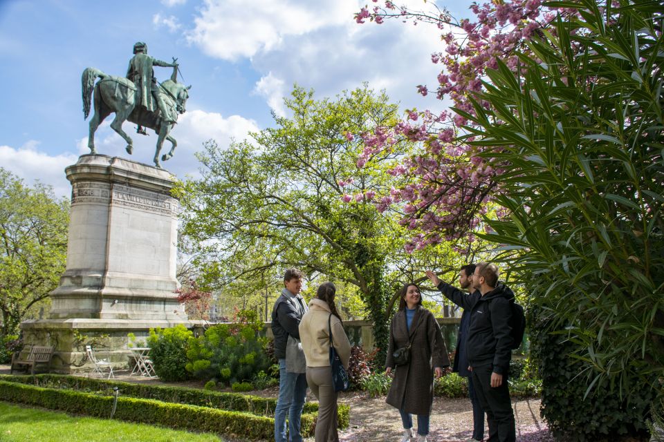 Paris Private Custom Tour: Half-Day With a Local Guide