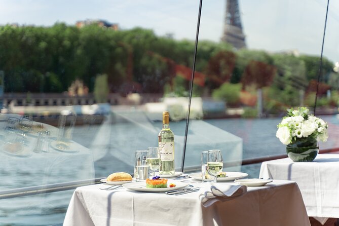 Paris Seine River Lunch Cruise by Bateaux Mouches - Menu Highlights and Options