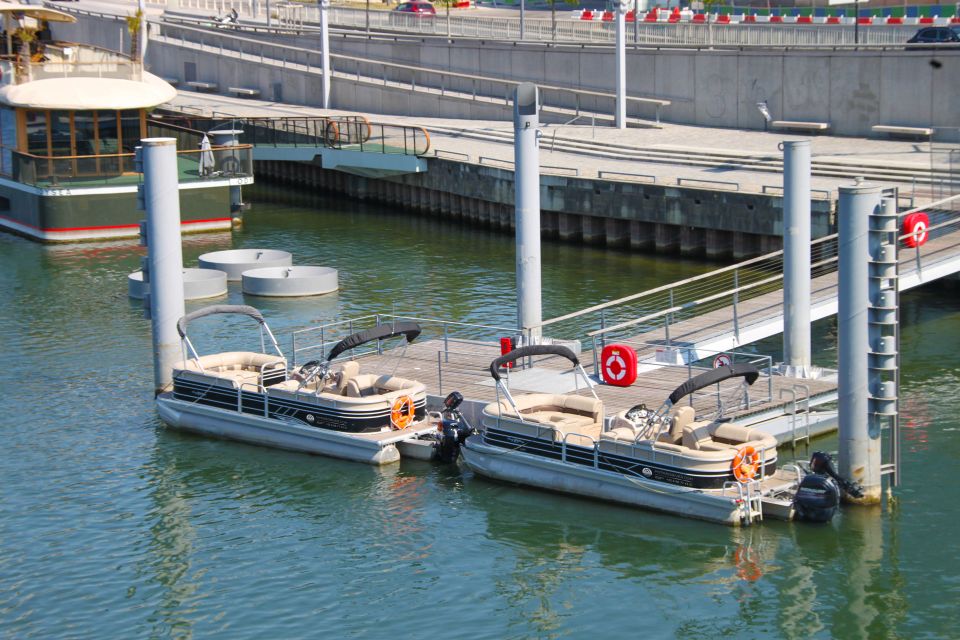 Paris: Seine River Private Guided Pontoon Boat Cruise - Overview of the Cruise