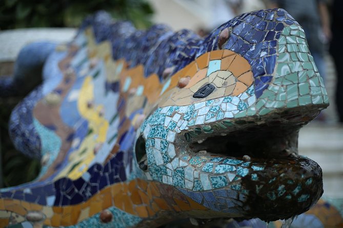 Park Guell and Sagrada Familia, Gaudís Masterpieces Private Tour - Tour Overview