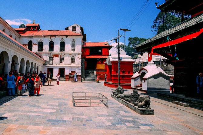 Pashupatinath Temple, Hindu Crematorium and Aarati In-Depth Tour - Significance of Hindu Crematorium