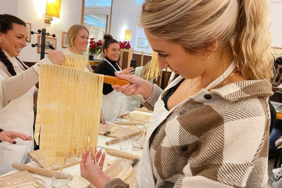 Pasta Cooking Class With Pesto Sauce Making in Rome Center