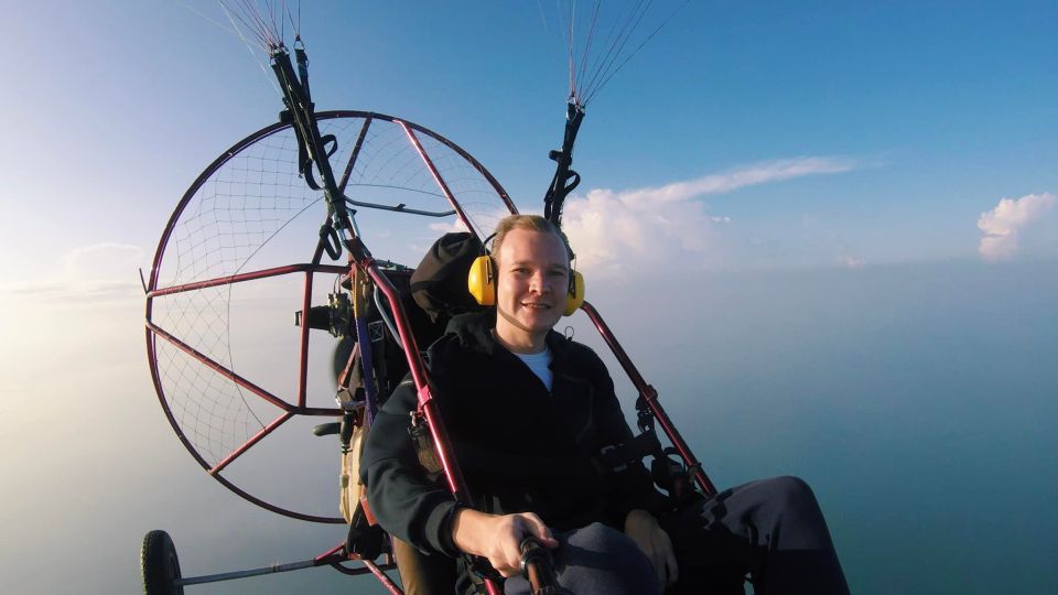 Pattaya: Paramotor Flight Seeing Above Pattaya Coastline