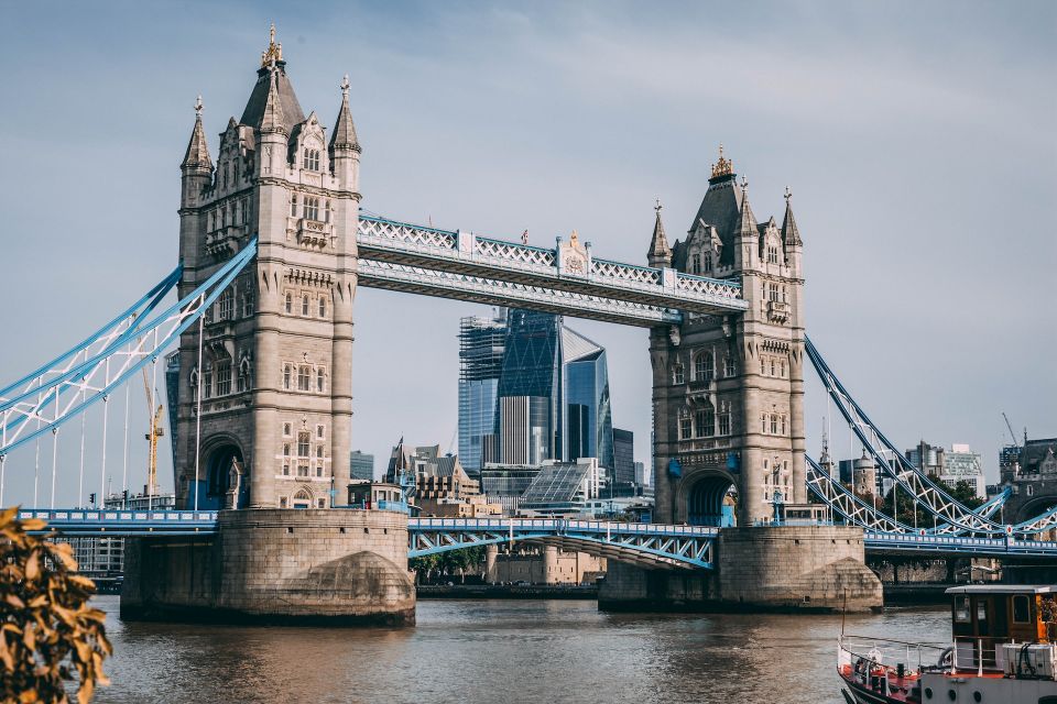 Photo Tour: London Famous City Landmarks