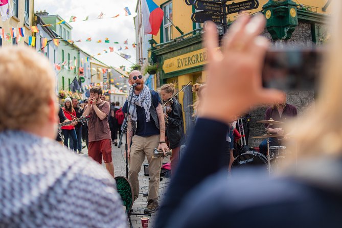 Photography Tour of Galway With an Instagram Influencer