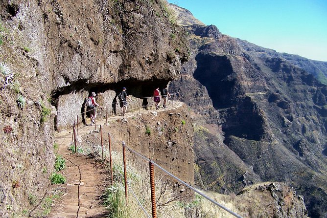 Pico Arieiro To Pico Ruivo / Highest Peak Challenge