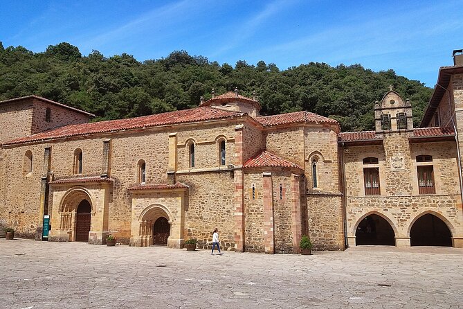 Picos De Europa and Potes Guided Tour From Santander