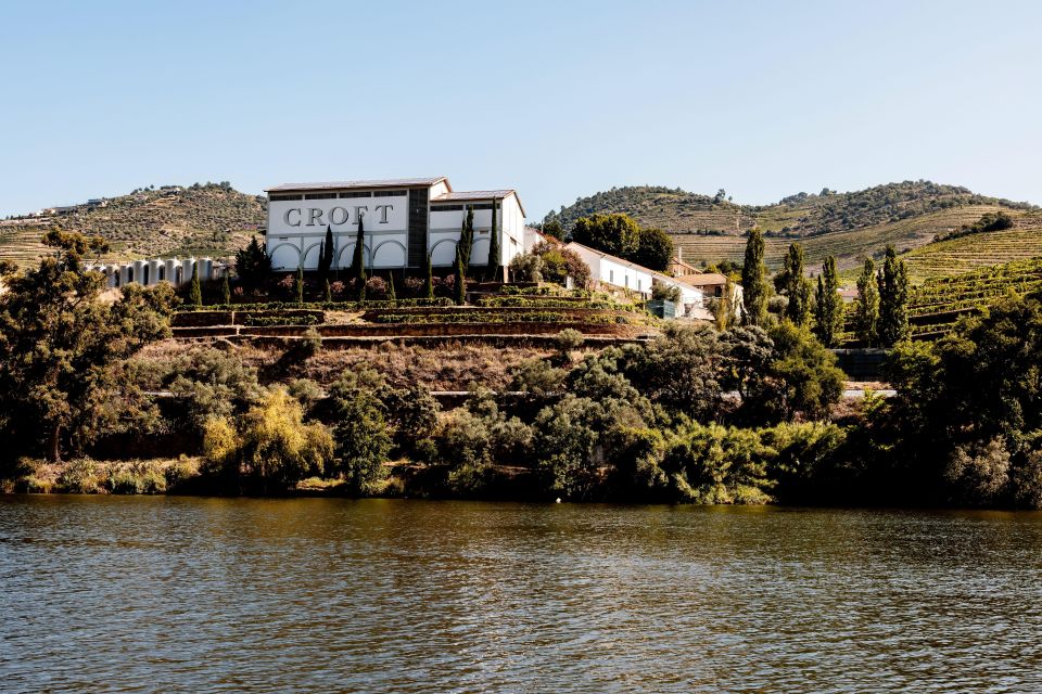 Pinhão: Boat Cruise at Sunset With Sparkling Wine