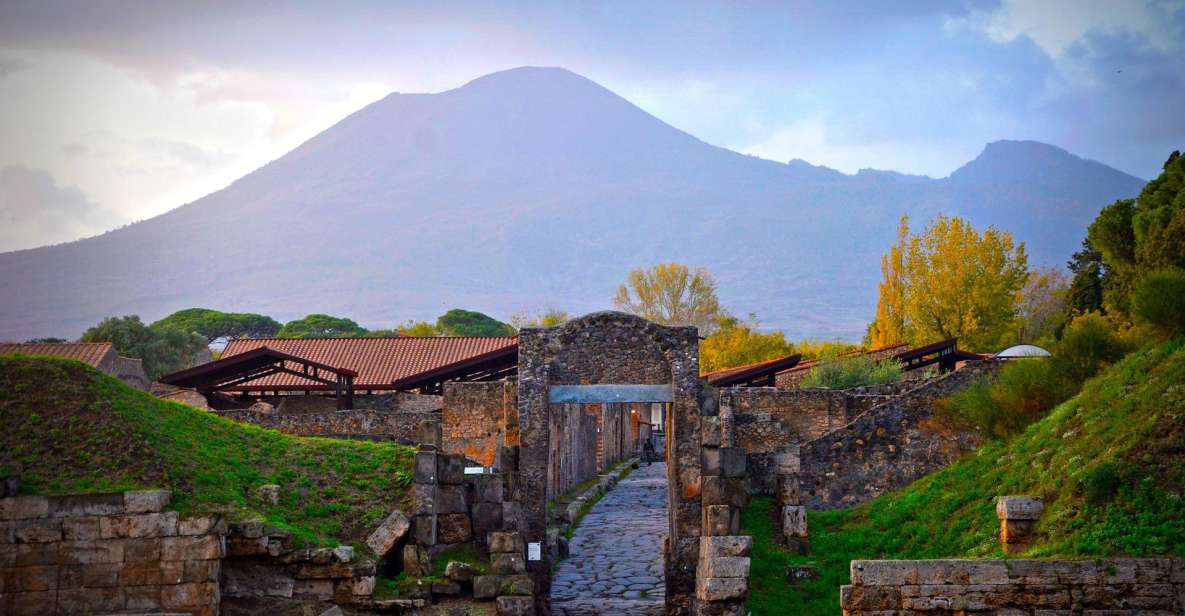 Pompeii and Herculaneum: Travel to the Ancient Ruins