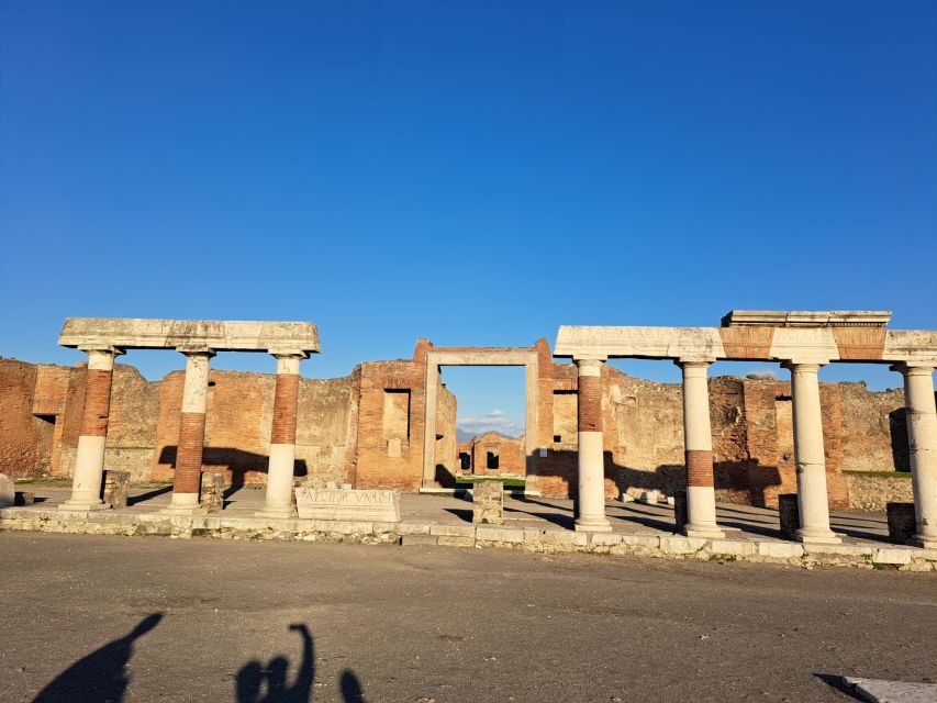 Pompeii: Cooking Class and Guided Tour With an Archaeologist