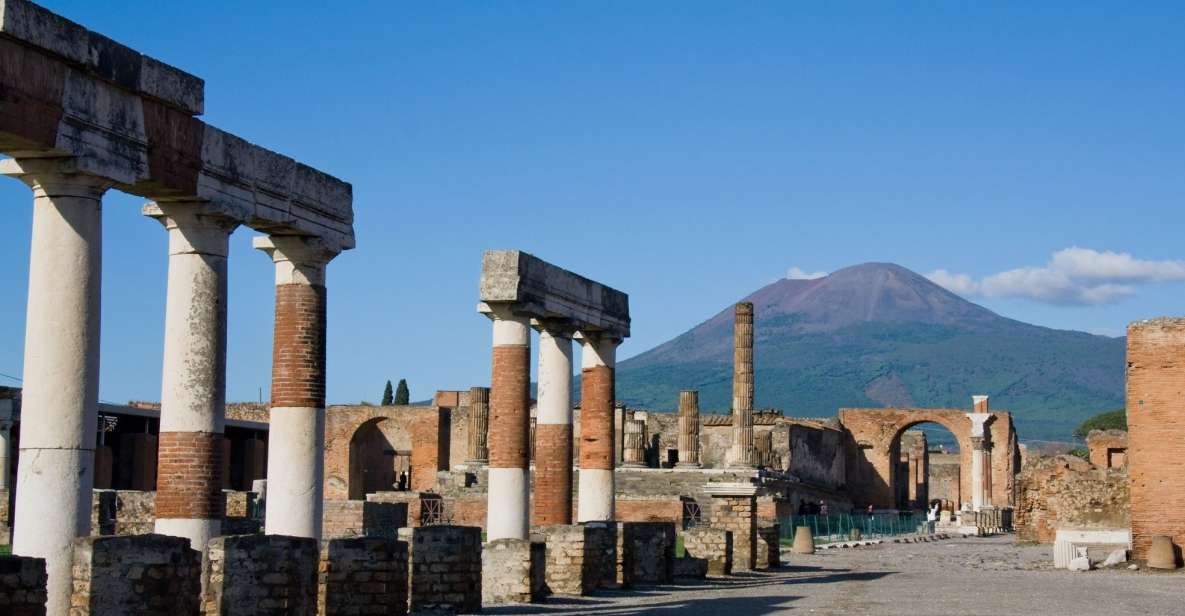 Pompeii: Private Tour With Hotel Pickup and Entry Ticket