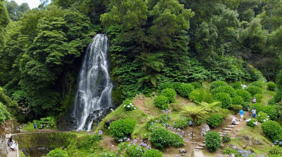 Ponta Delgada: Private Full or Half-Day 4x4 São Miguel Tour - Tour Details