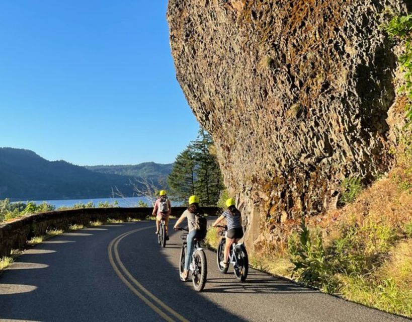 Portland: Scenic Self-Guided E-Bike Tour at Multnomah Falls