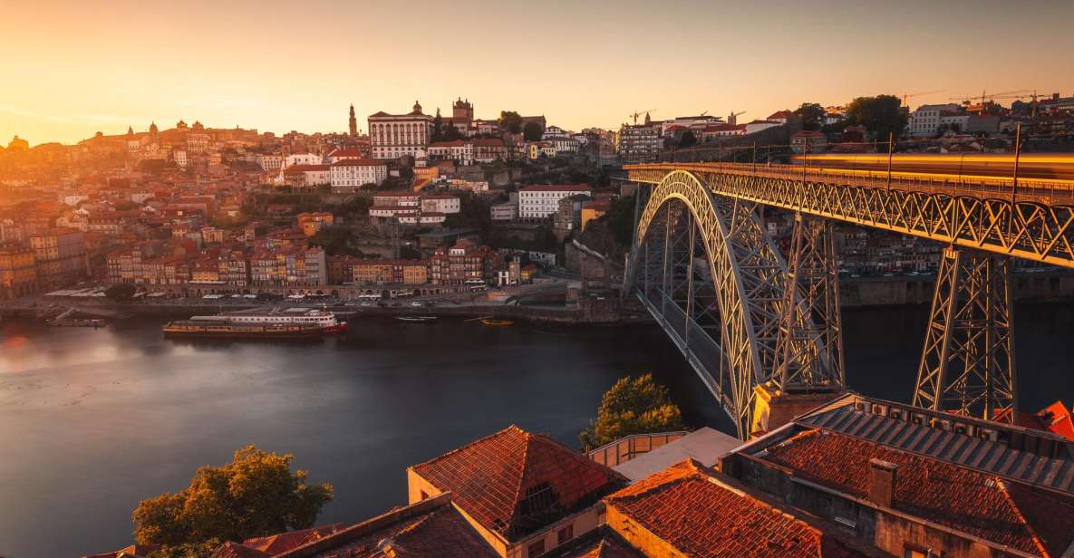 Porto: Private Exclusive History Tour With a Local Expert