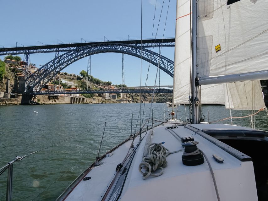 Porto: Shared Douro River Sunset Cruise With Welcome Drink - Highlights of the Cruise