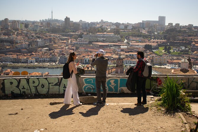 PORTO Walking Tour With a Portuguese History Teacher
