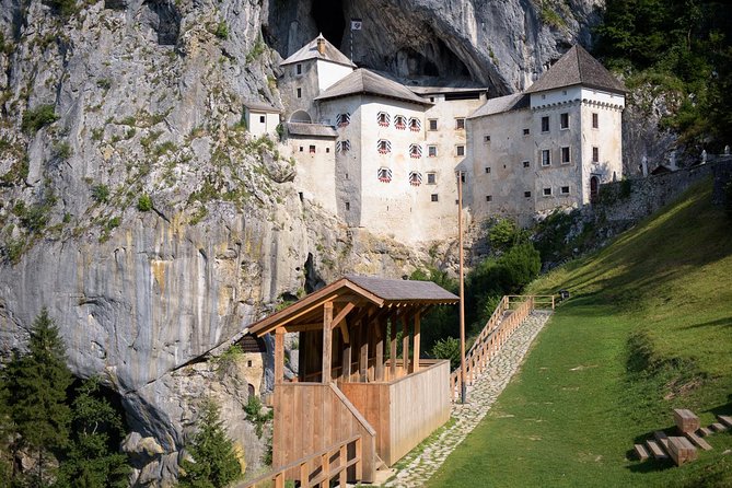 Postojna Cave & Photostop Predjama Castle – Group Tour From Koper