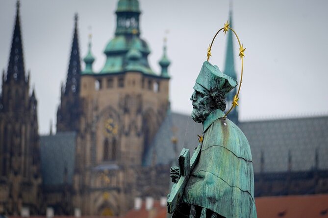 Prague Castle Grounds & Highlights ️Small-Group With Pragueway