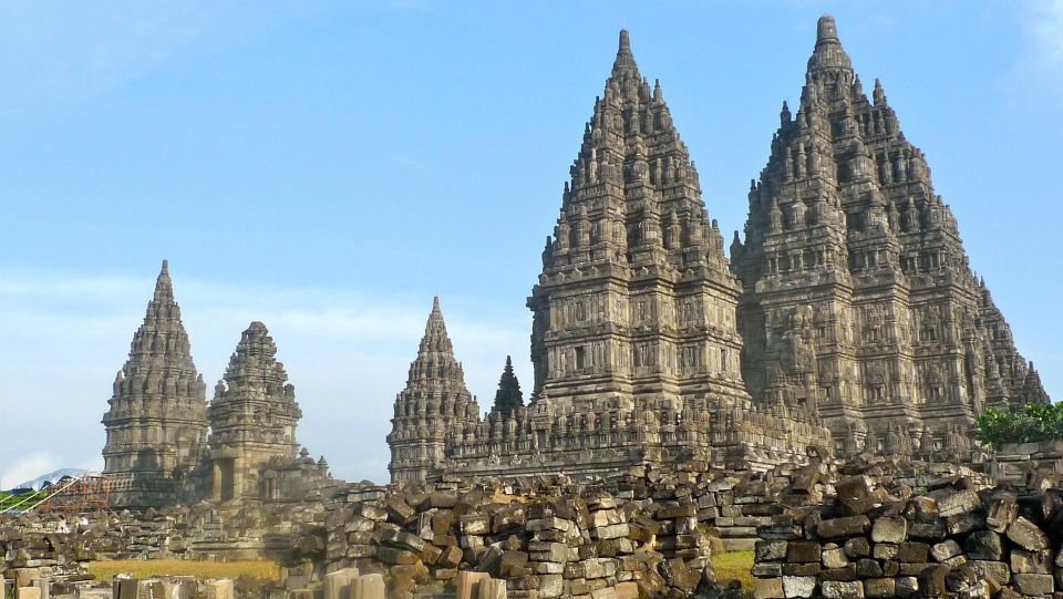 Prambanan Cycling and Temple Tour With Transfer