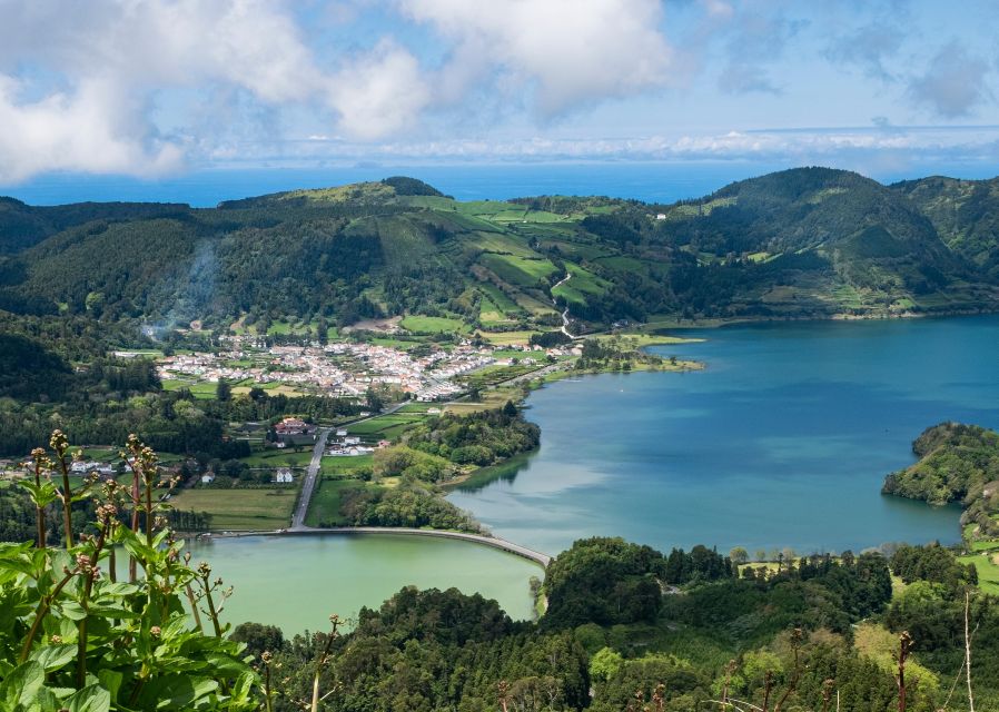 Private Airport Transfer With Sete Cidades Tour Included