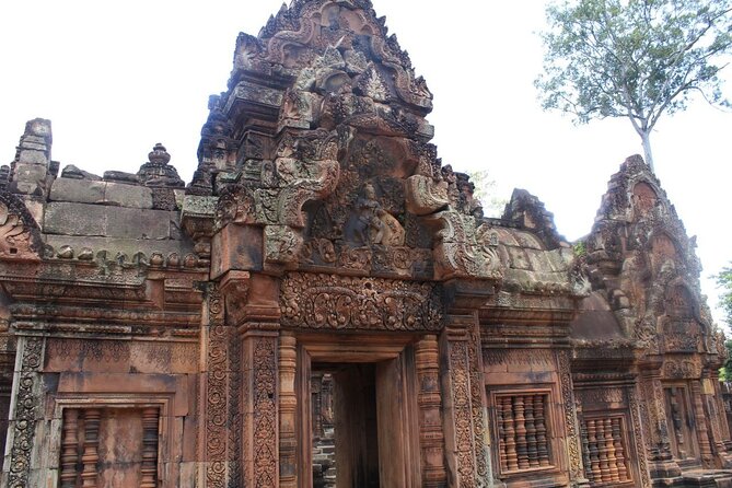 Private Banteay Srei and 4 Temples Guided Tour - Tour Overview