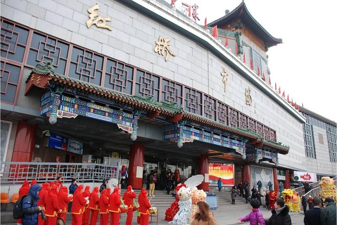 Private Beijing Markets Tour With Tea Tasting at Hongqiao Pearl Market