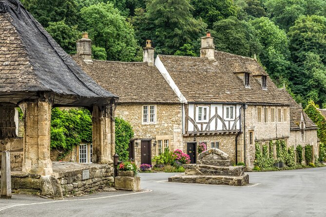 Private Day Tour From Bath to the Captivating Cotswolds