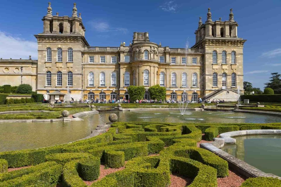 Private Day Tour: Oxford, Blenheim Palace & Bicester Village